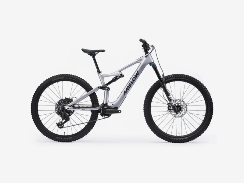 AMFLOW PL Carbon 800 Wh — vista lateral, catálogo Bicigrino