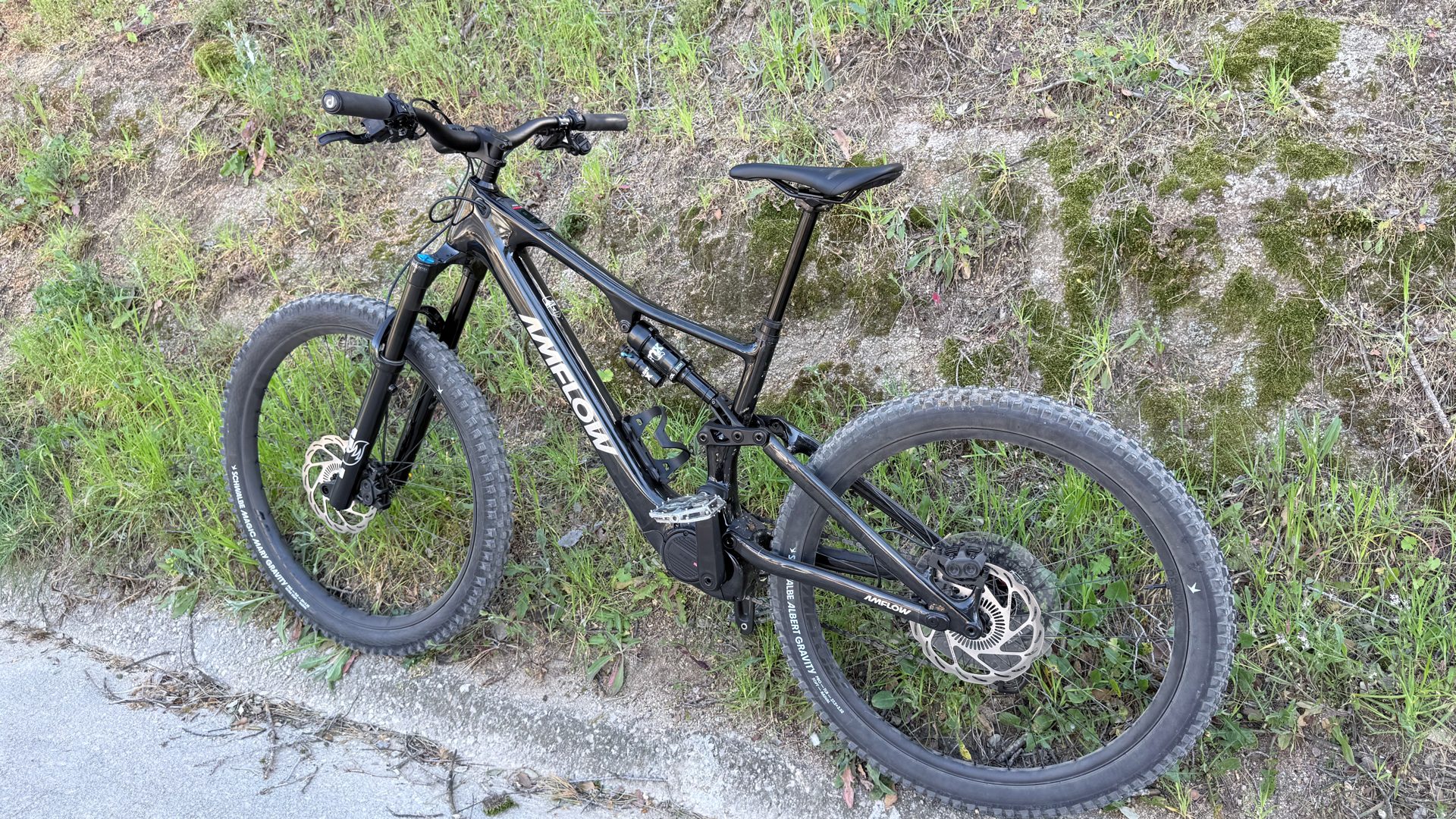 AMFLOW PX Carbon Pro disponible en la tienda Bicigrino de Lloret de Mar